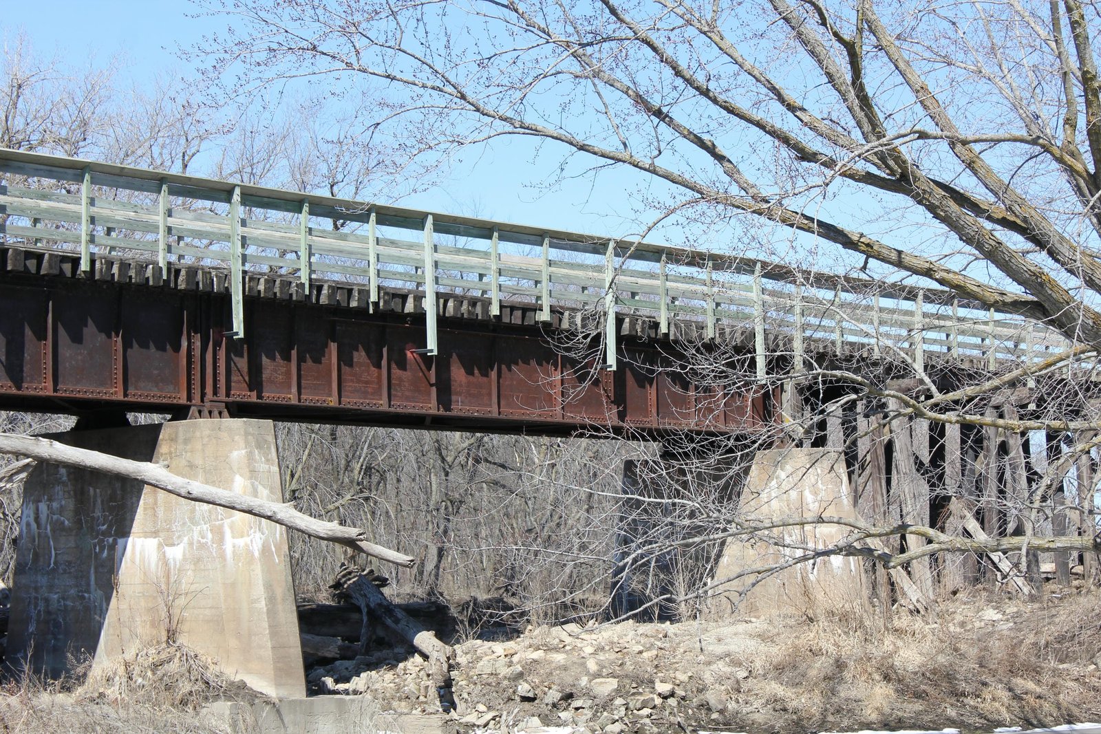 North approach girder